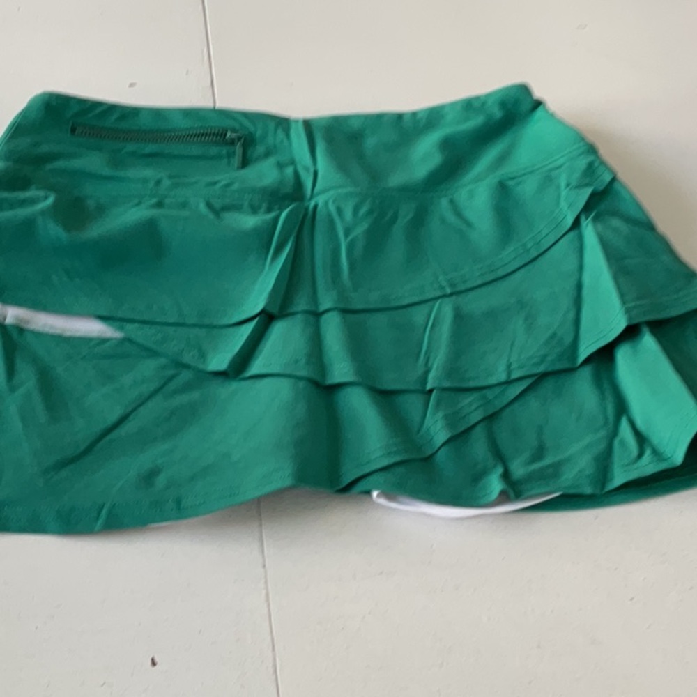 Green Layered skort Medium